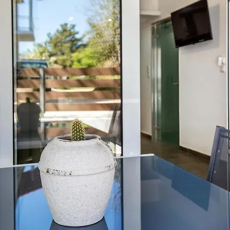 Apartment Linden Potos